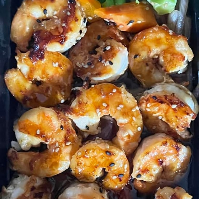 Savor Your Lunch with Us